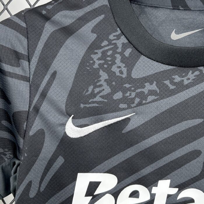 Kids Sporting CP 2025/26 Goalkeeper Kit 9
