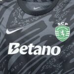 Kids Sporting CP 2025/26 Goalkeeper Kit 7