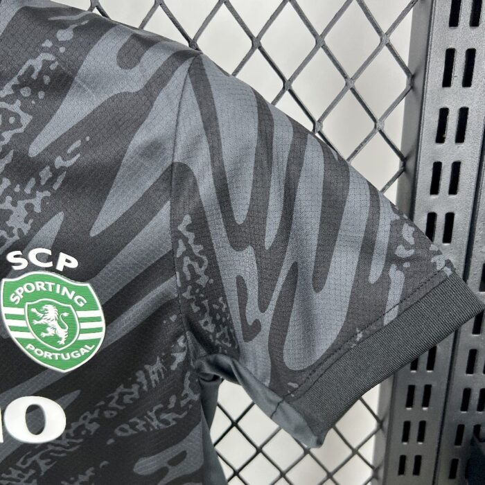 Kids Sporting CP 2025/26 Goalkeeper Kit 5