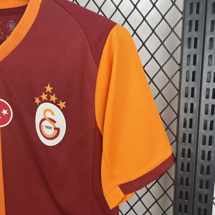 Mens Galatasarays 2025/26 Home Jersey 4