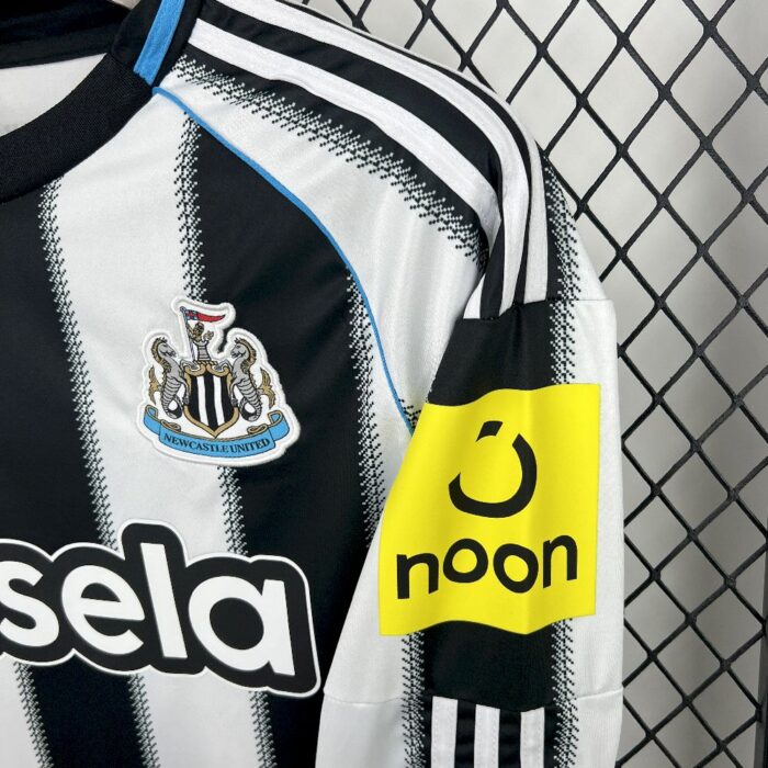 Mens Newcastle United 2025/26 Home Long Sleeve Jersey 3