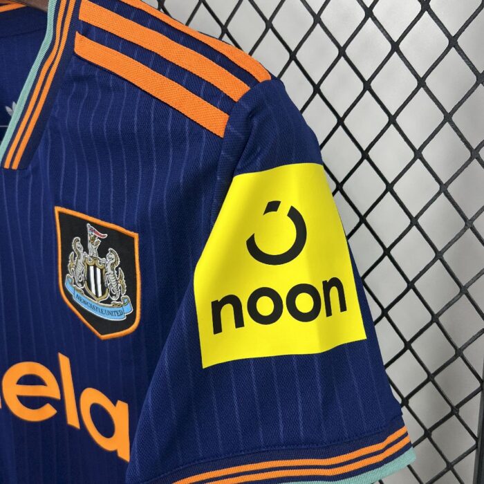 Mens Newcastle United 2025/26 Third Jersey 3