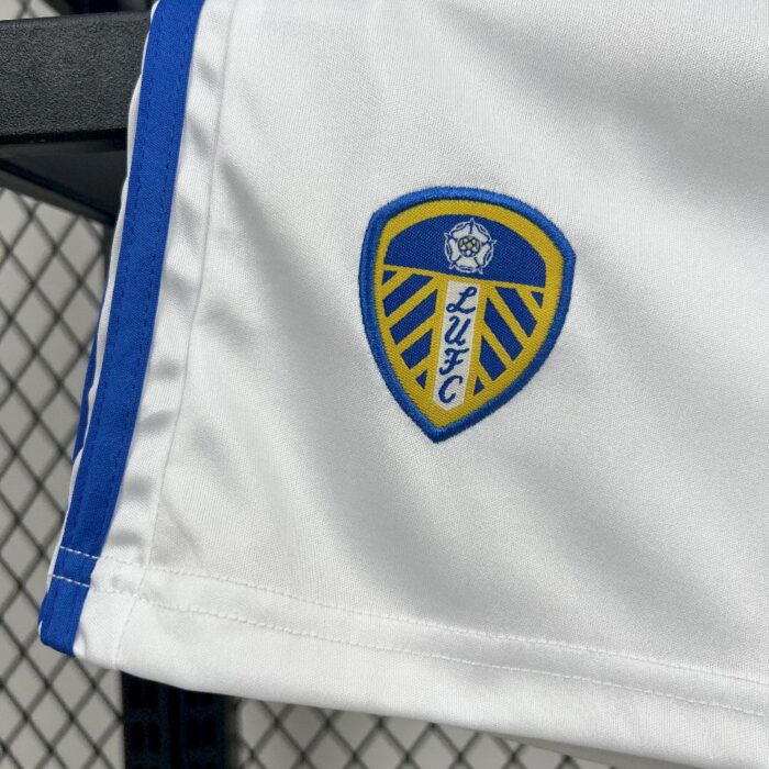 Kids Leeds United F.C. 2025/26 Home Kit 4