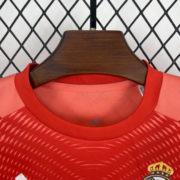 Kids Real Madrid 2025/26 Goalkeeper Kit 9