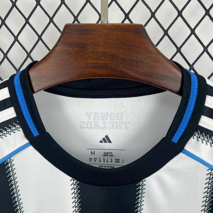 Mens Newcastle United 2025/26 Home Jersey 8