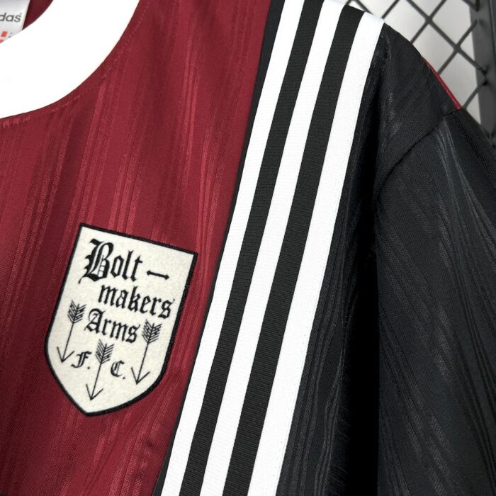 Mens Oasis x Bolt Makers Arms 1996 Concept Jersey 3