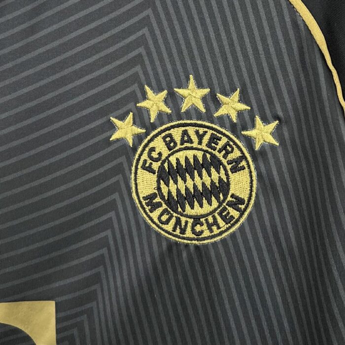 Mens Bayern Munich 2025/26 Black Gold Jersey 5