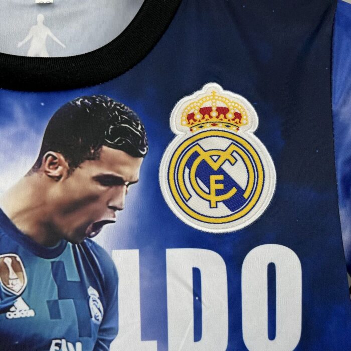 Kids Cristiano Ronaldo 2025/26 Real Madrid Kit 5