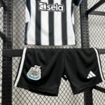 Kids Newcastle United 2025/26 Home Kit 3