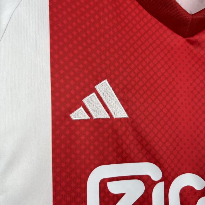Kids Ajax 2025/26 Home Kit 5