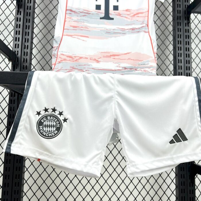 Kids Bayern Munich 2025/26 Away Kit 2