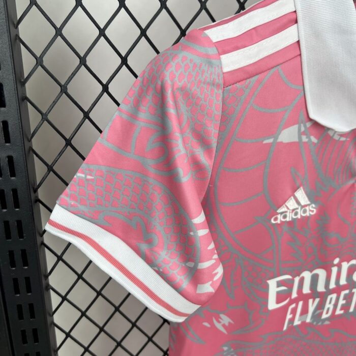 Kids Real Madrid 2023/24 Pink Dragon Kit 4