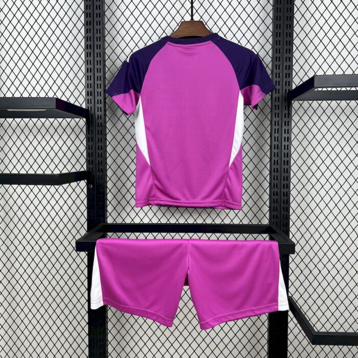 Kids Real Madrid 2025/26 Goalkeeper Kit 1