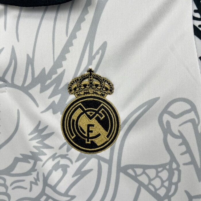 Kids Real Madrid 2022/23 Dragon Kit 7