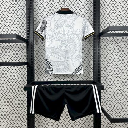 Kids Real Madrid 2022/23 Dragon Kit 1