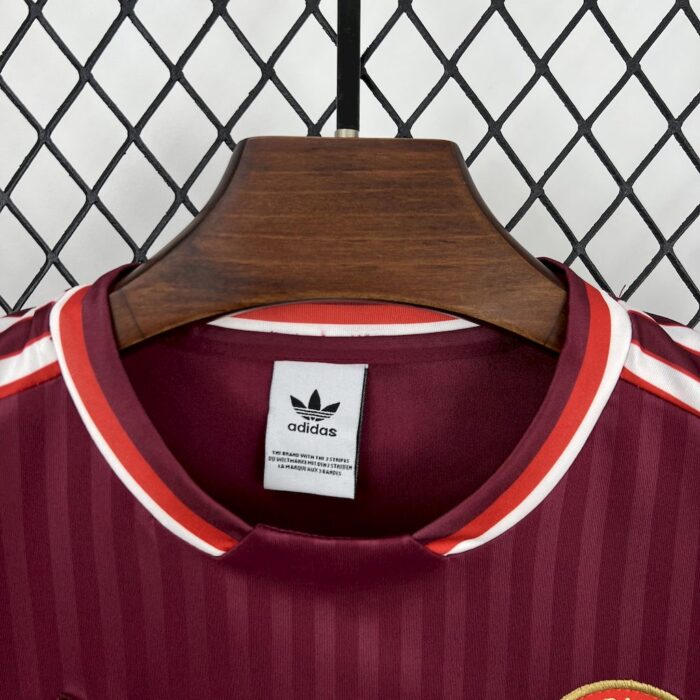 Kids Bayern Munich 2025/26 Terrace Icons Kit 8