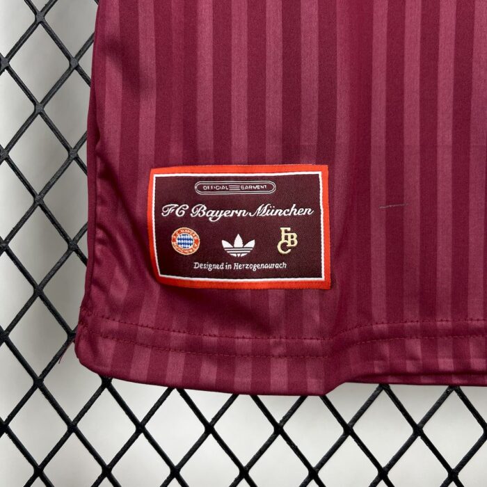 Kids Bayern Munich 2025/26 Terrace Icons Kit 4