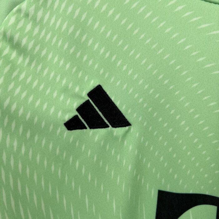 Kids Bayern Munich 2025/26 Goalkeeper Kit 8