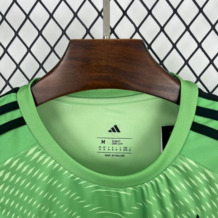 Mens Bayern Munich 2025/26 Goalkeeper Jersey 8