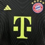 Kids Bayern Munich 2025/26 Goalkeeper Kit 7