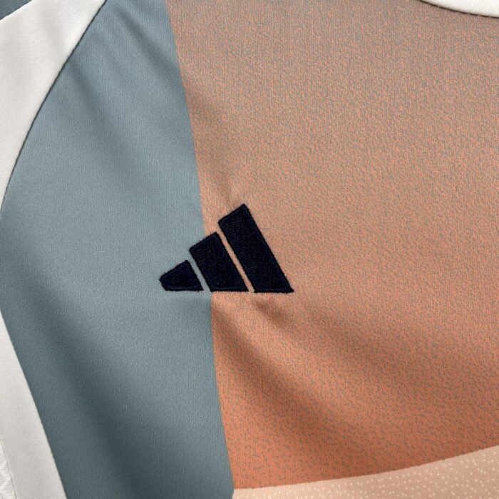 Kids Spain 2025/26 Away Kit 8