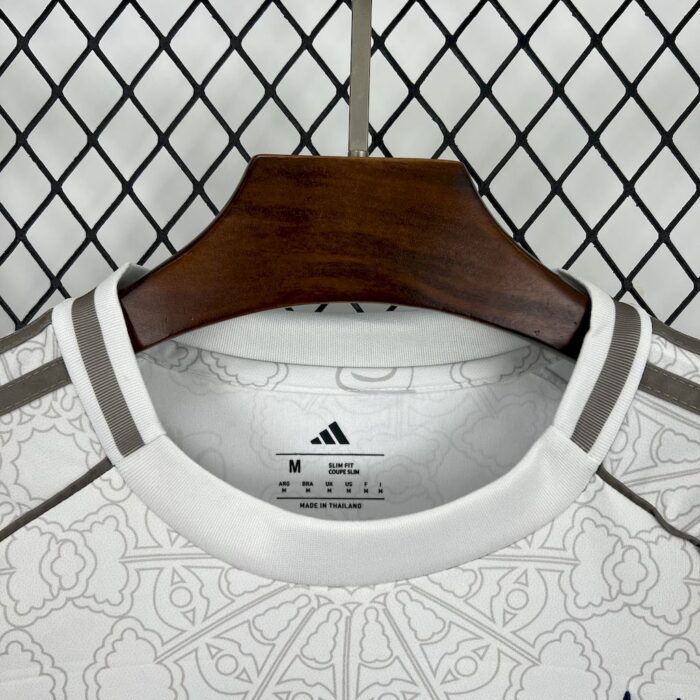 Mens Nottingham Forest 2025/26 Away Jersey 7