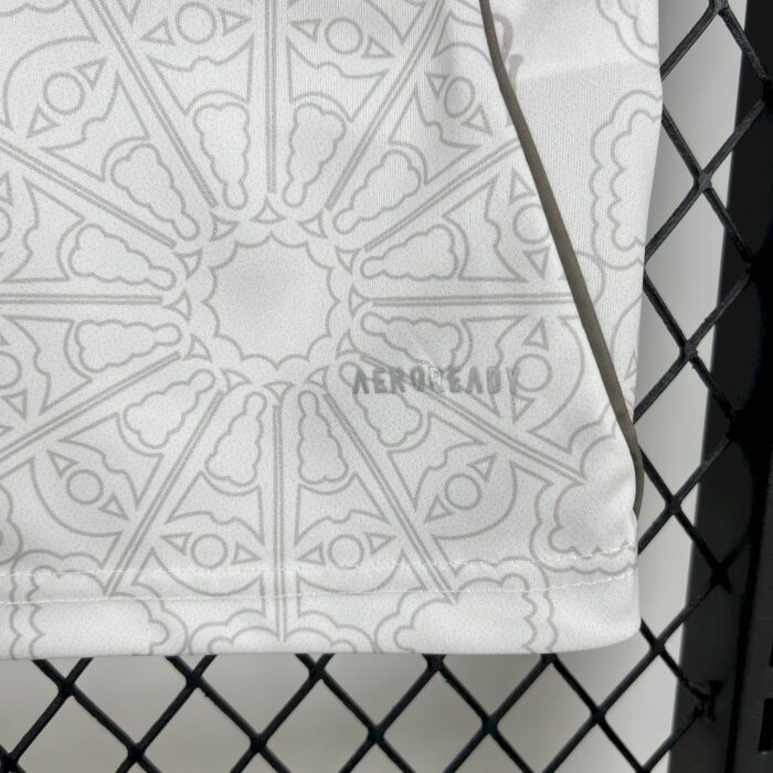 Mens Nottingham Forest 2025/26 Away Jersey 3