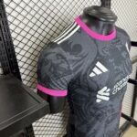 Mens Liverpool 2025/26 Jersey Player Version 4
