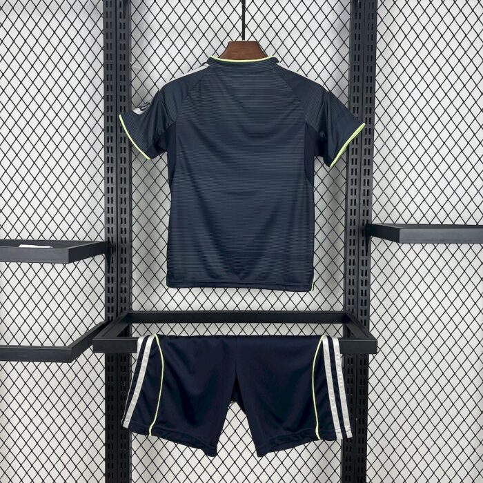 Kids Real Madrid 2025/26 Away Kit 1