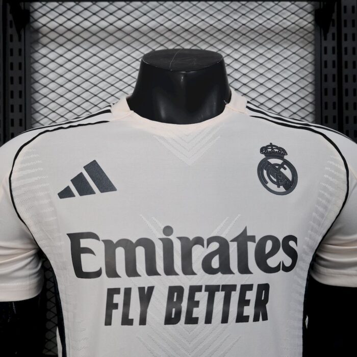 Mens Real Madrid 2024/25 Jersey Player Version 4