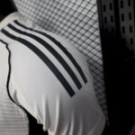 Mens Real Madrid 2024/25 Jersey Player Version 2