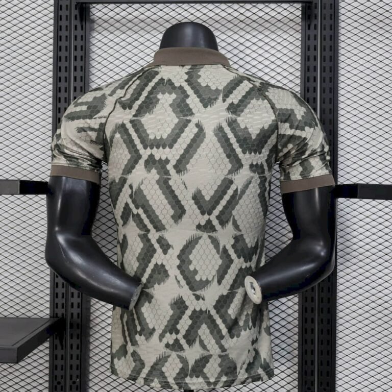 Mens Bayern Munich 2025/26 BSTN Jersey Player Version 1