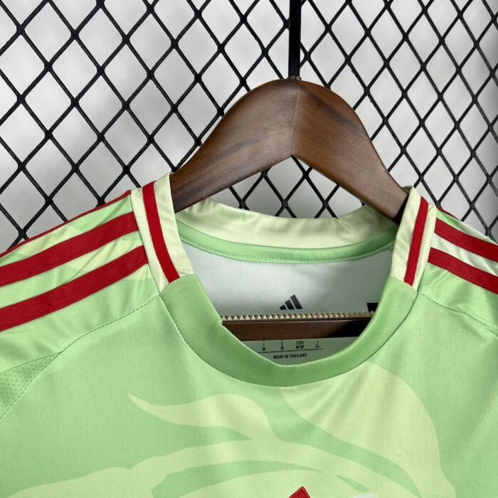 Womens Italy 2025/26 Away Jersey 6