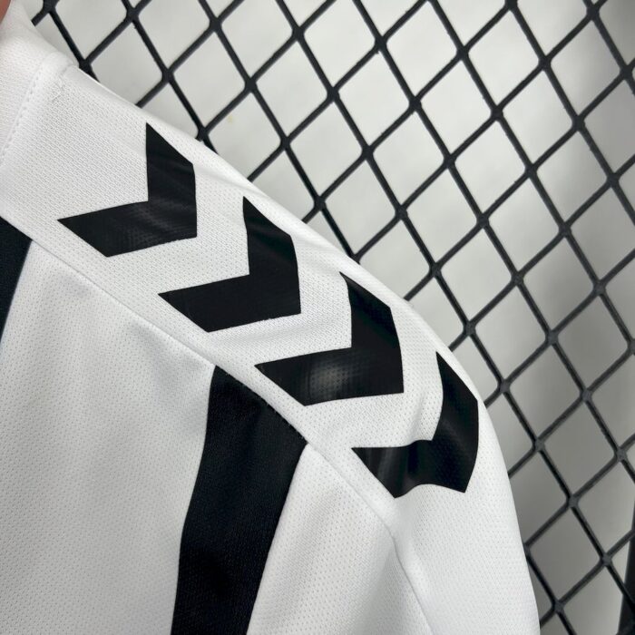 Mens Real Betis 2025/26 Black and white Jersey 3