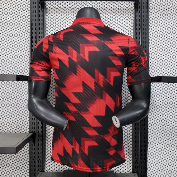 Mens Manchester United 2025/26 Pre-Match red and black Jersey Player Version 1