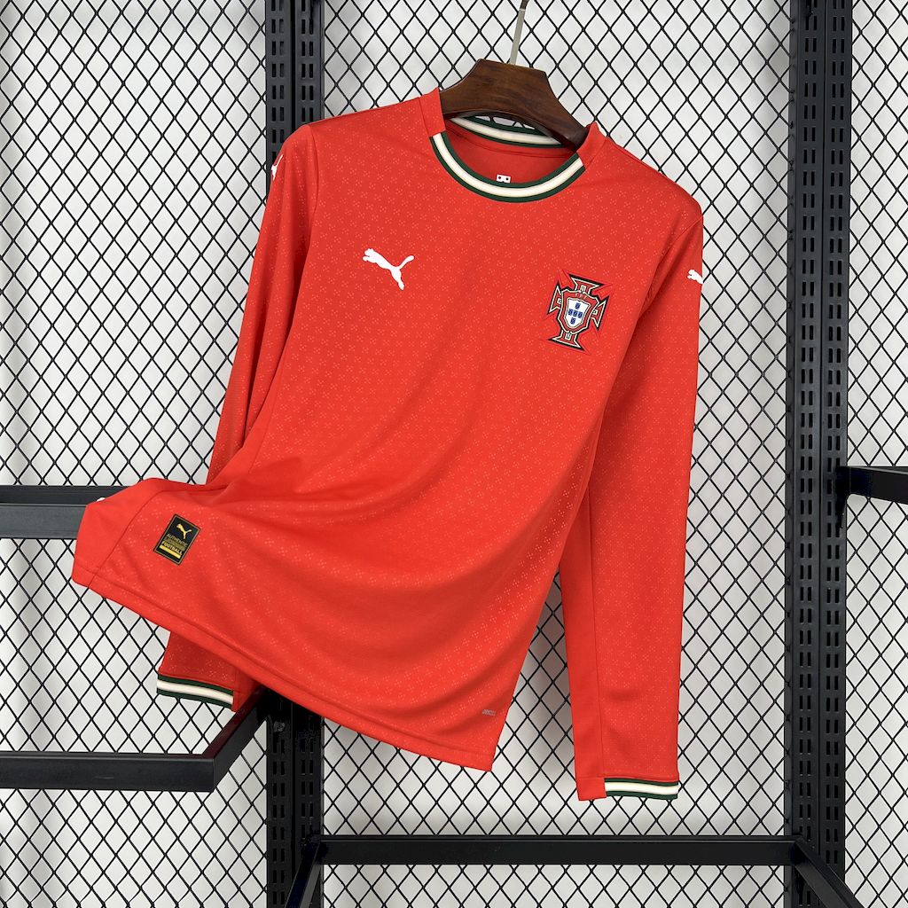 2025030715135761.jpg Mens Portugal 2025/26 Home Long Sleeve Jersey