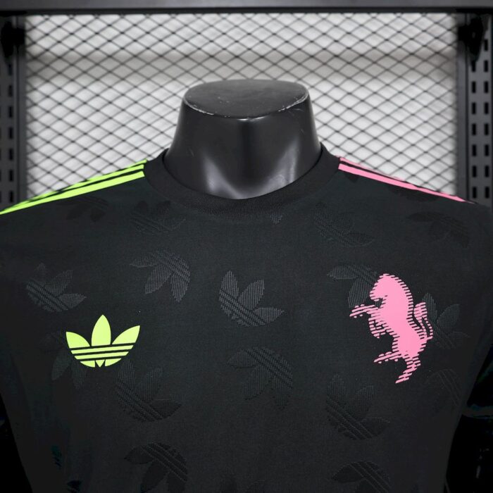 Mens Juventus 2024/25 Terza Maglia Jersey Player Version 2