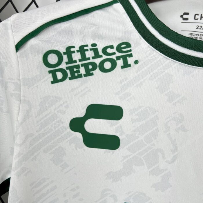 Kids Club León F.C. 2024/25 Away Kit 13