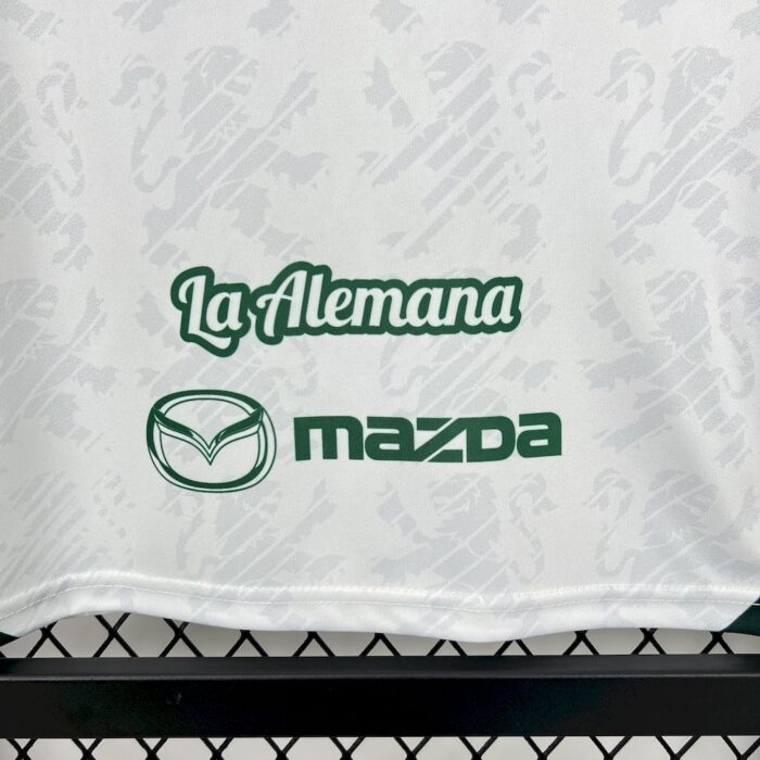 Kids Club León F.C. 2024/25 Away Kit 4