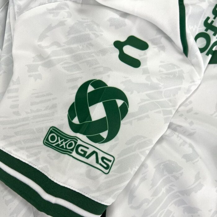 Kids Club León F.C. 2024/25 Away Kit 3