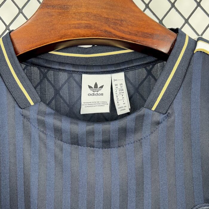 Mens Juventus 2025/26 Terrace Icons Jersey 5