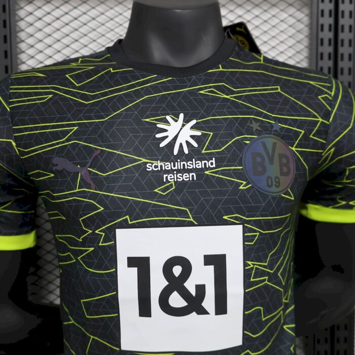 Mens Borussia Dortmund 2025/26 Jersey Player Version 2