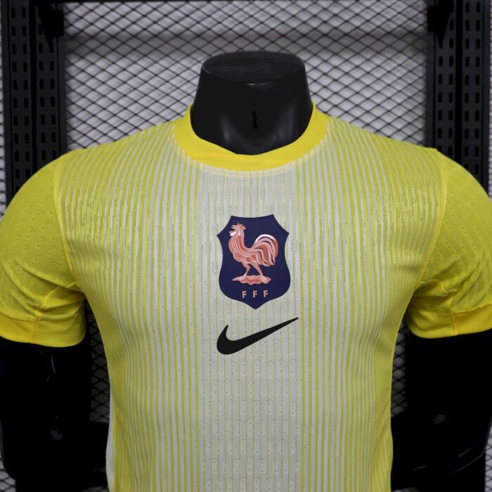 Mens France 2025/26 Goalkeeper Jersey Player Version 2