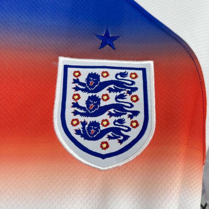 Mens England 2025/26 Women’s Home Jersey 4