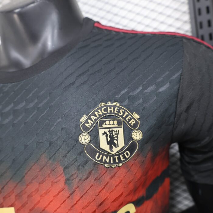 Mens Manchester United 2025/26 Jersey Player Version 7