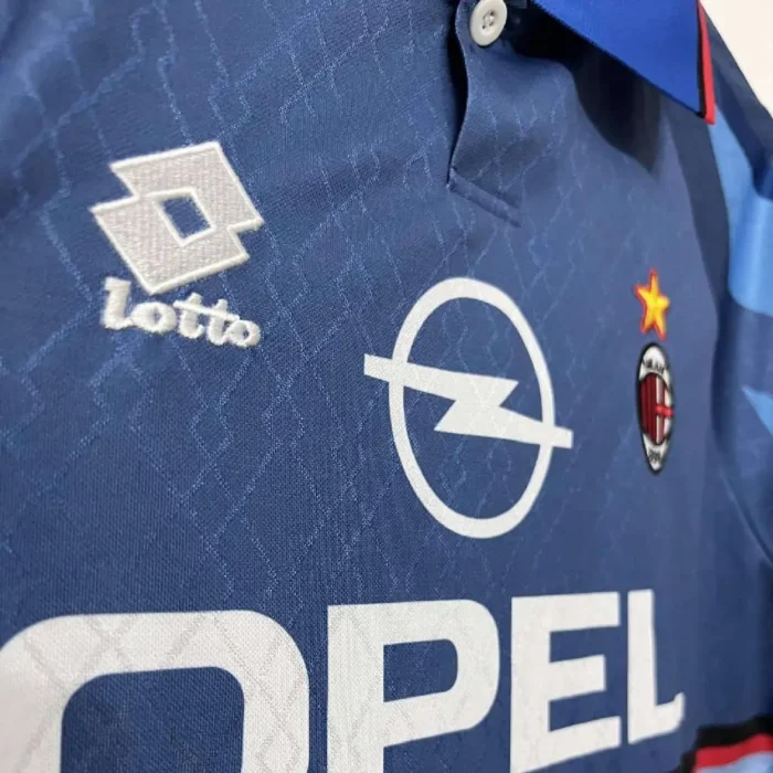 Retro AC Milan 1995/96 Fourth Jersey - Image 4