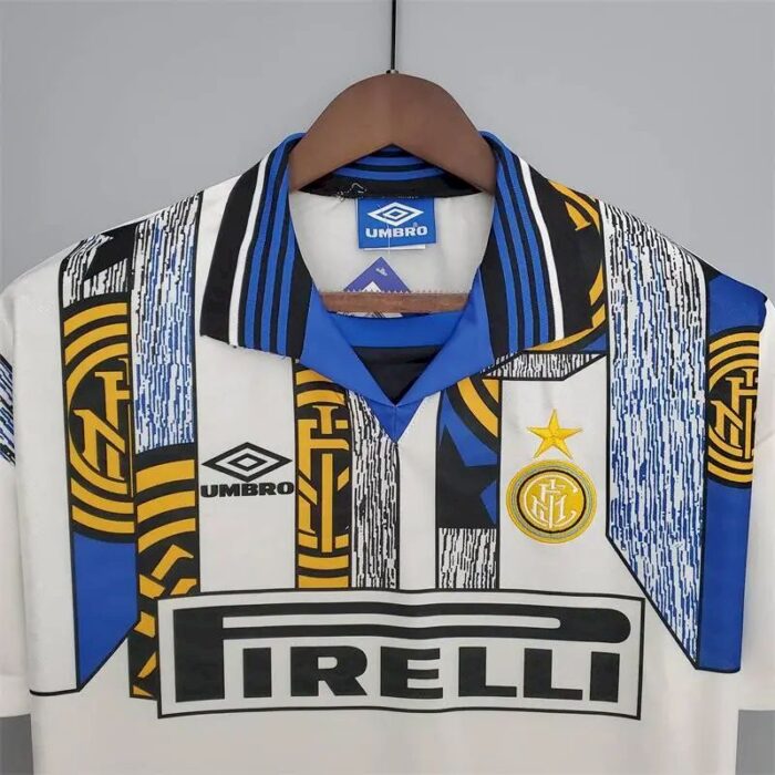Retro Inter Milan 1995/96 Away Jersey - Image 2