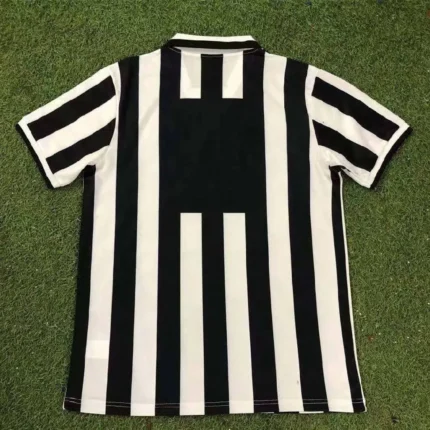 Retro Juventus 1994/95 Home Jersey – view 2