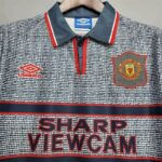 Retro Manchester United 1995/96 Away Jersey - Image 3