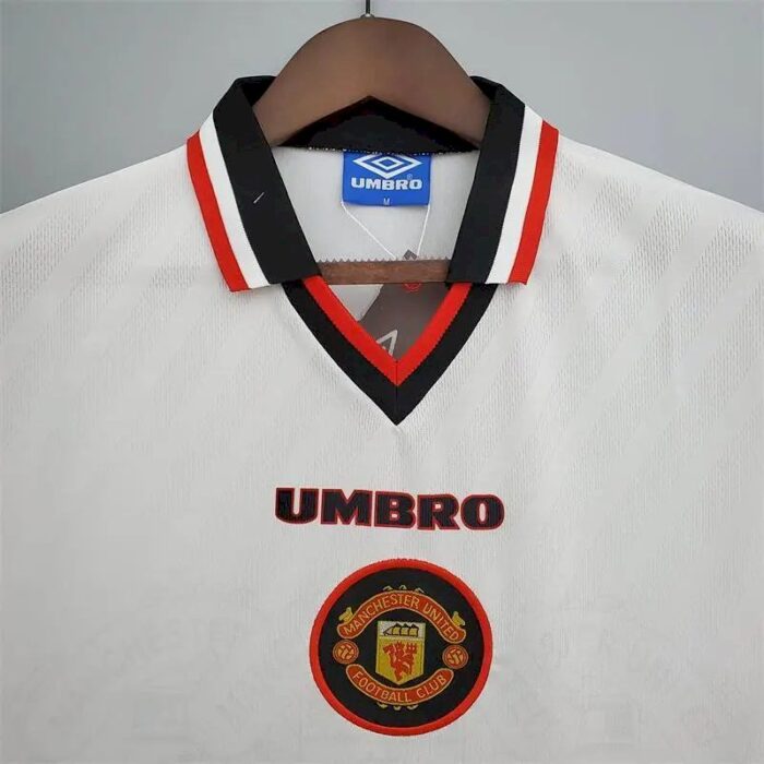 Retro Manchester United 1996/97 Away Jersey - Image 3